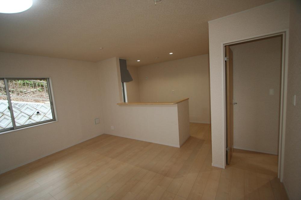 Living. Local (11 May 2013) Shooting