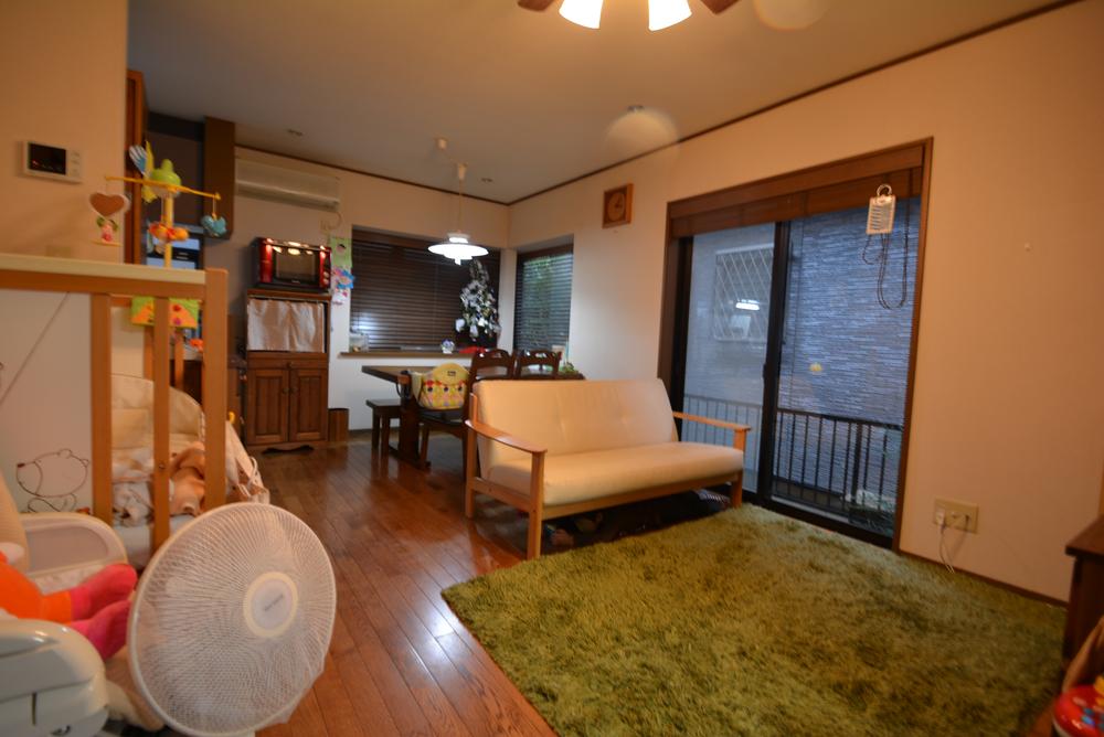 Living. Indoor (11 May 2013) Shooting