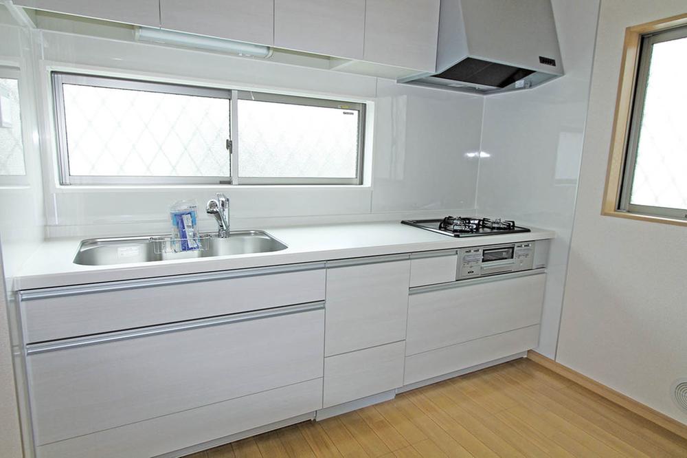 Kitchen. Building 3 ・ Indoor (11 May 2013) Shooting