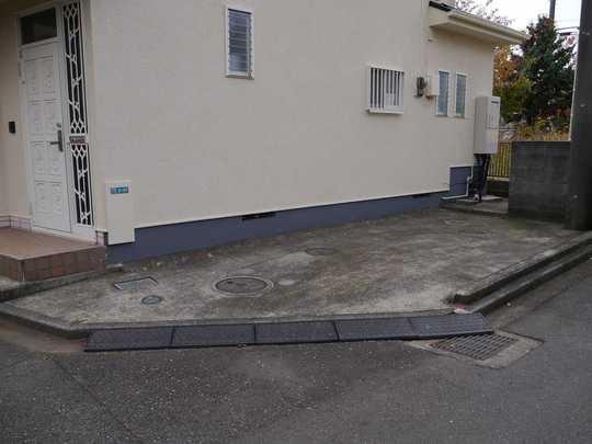 Parking lot