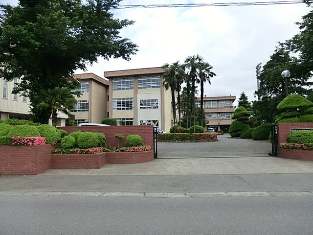 Junior high school. 1100m to Sagamihara City Osawa junior high school