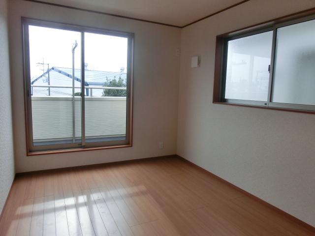 Non-living room. Building 2