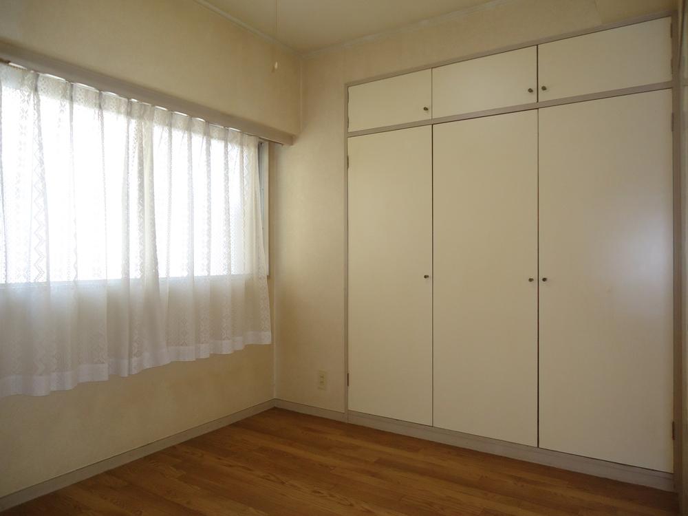 Floor plan. 3DK, Price 6.8 million yen, Occupied area 46.01 sq m , Western-style there is a balcony area 9.73 sq m large storage.