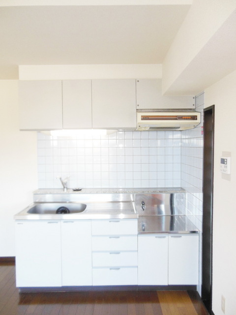 Kitchen. Gas stove installation Allowed