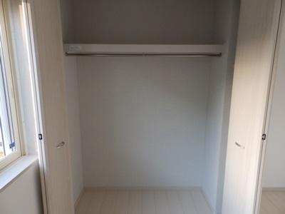 Receipt. Indoor (12 May 2013) Shooting Western-style housing