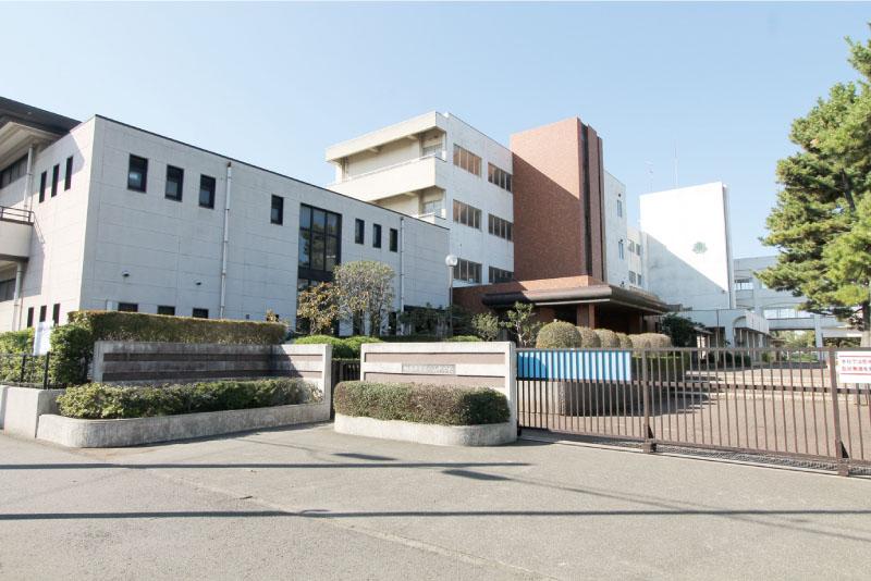 Junior high school. 2100m to Sagamihara Municipal Koyama Junior High School