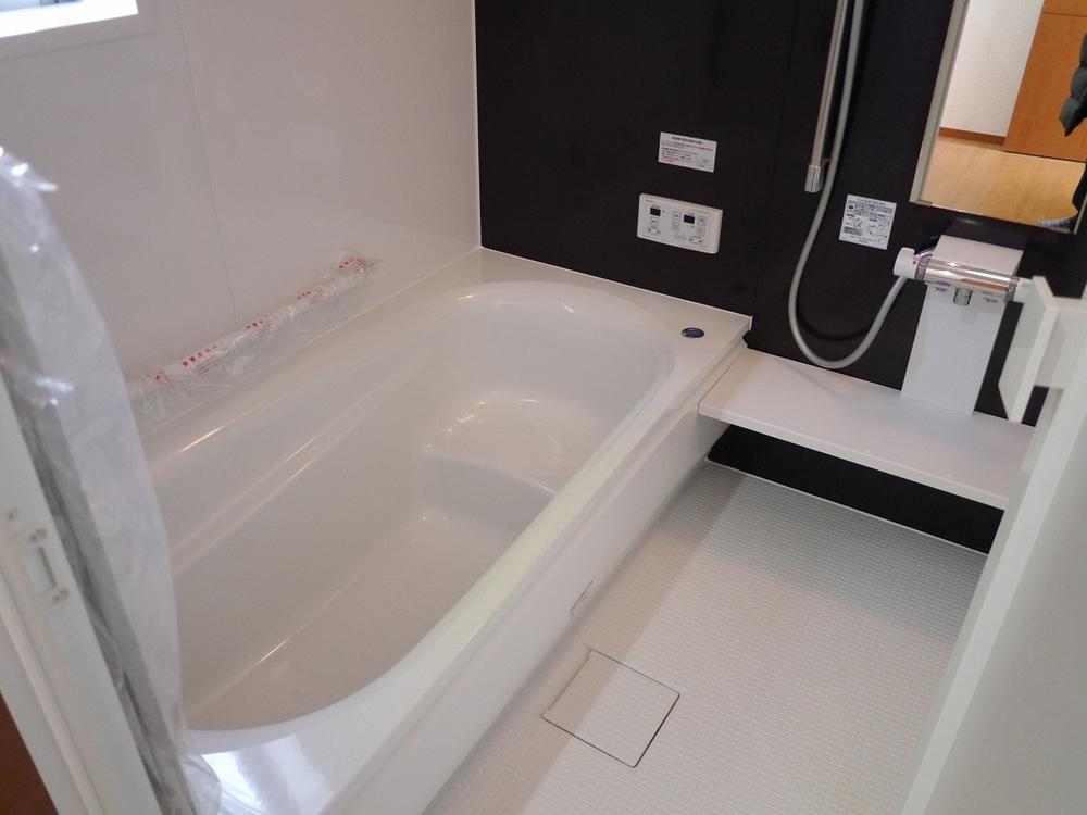 Bathroom. Air Heating drying with unit bus