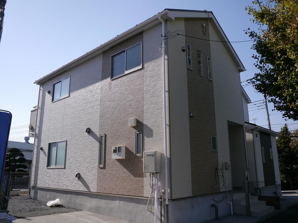 Local appearance photo