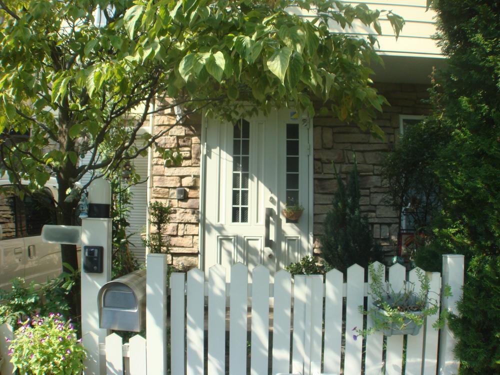 Local appearance photo