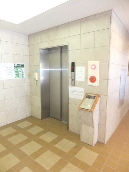 Entrance.  ☆  Elevator is a lock (auto lock)  ☆