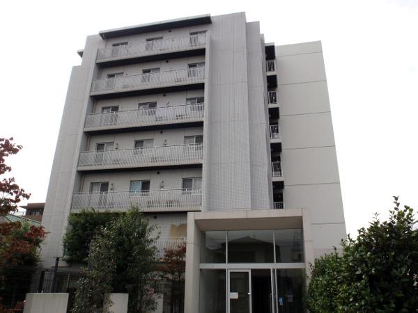 Local appearance photo. Local (10 May 2013) Shooting