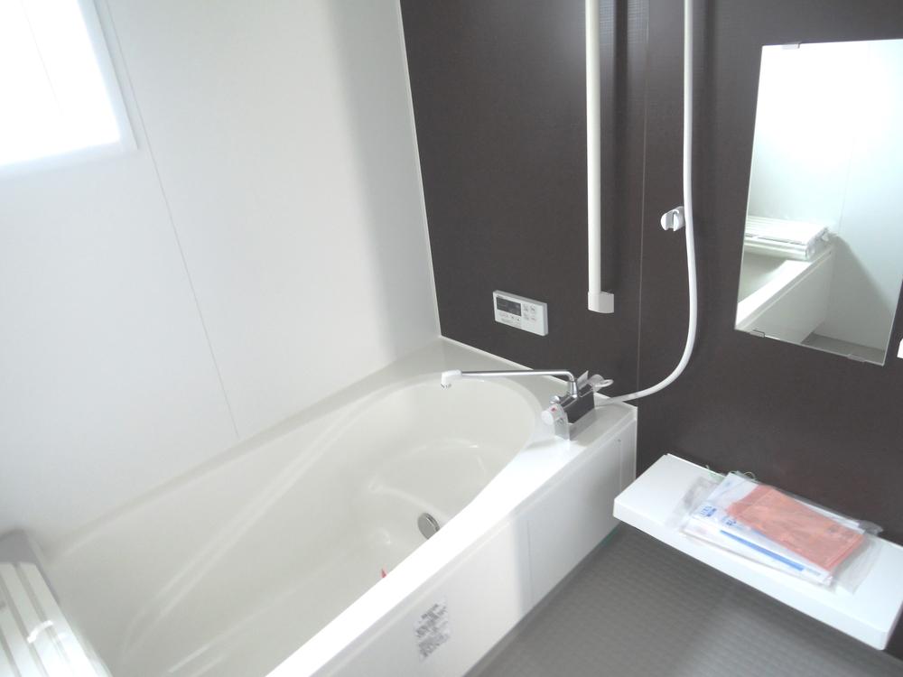 Bathroom. Local (12 May 2013) Shooting