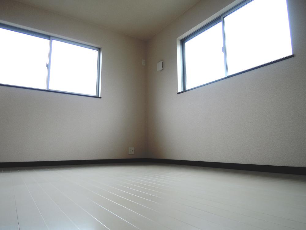 Non-living room. Local (12 May 2013) Shooting