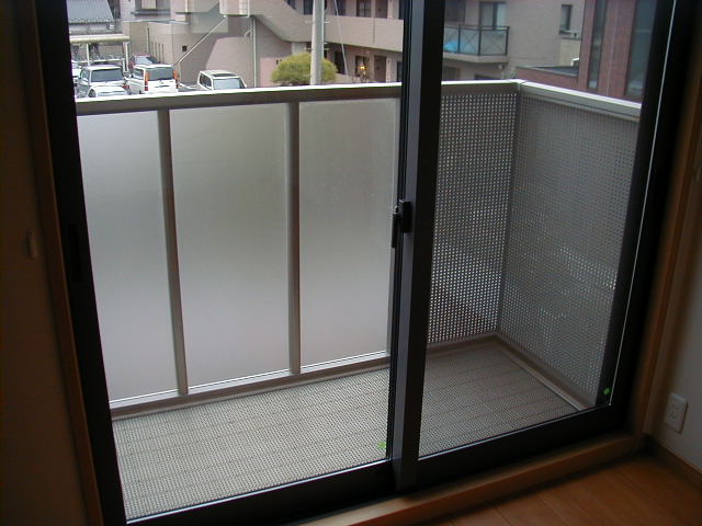 Balcony. Good per sun wide balcony
