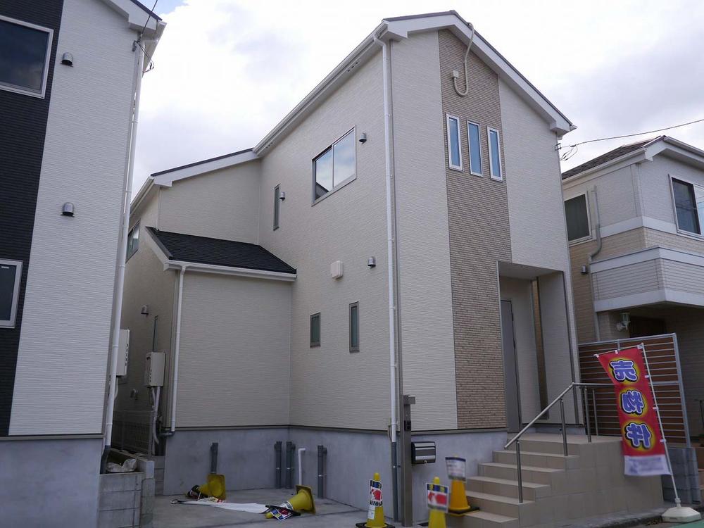 Local appearance photo. Is also a good many living environment commercial facility within walking distance in a quiet residential area of ​​Fuchinobe Station walk 16 minutes.