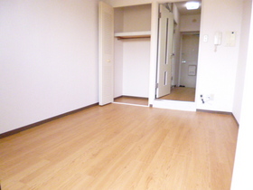 Living and room. Western-style 4.9 Pledge