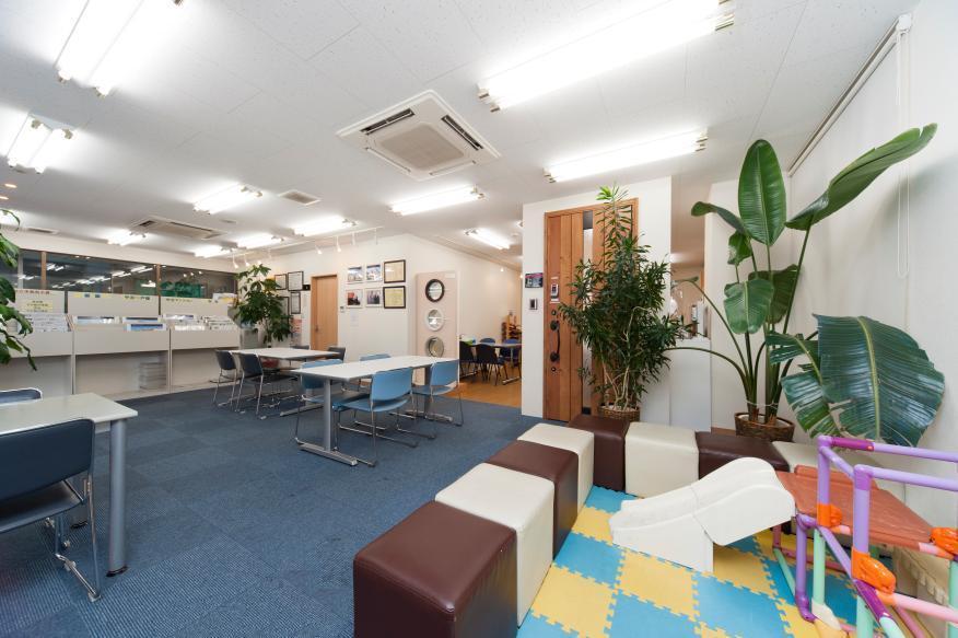 exhibition hall / Showroom. Ikamu Hashimoto showrooms