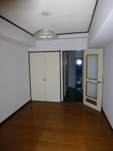 Living and room. Where initial cost is so cheap is the point.