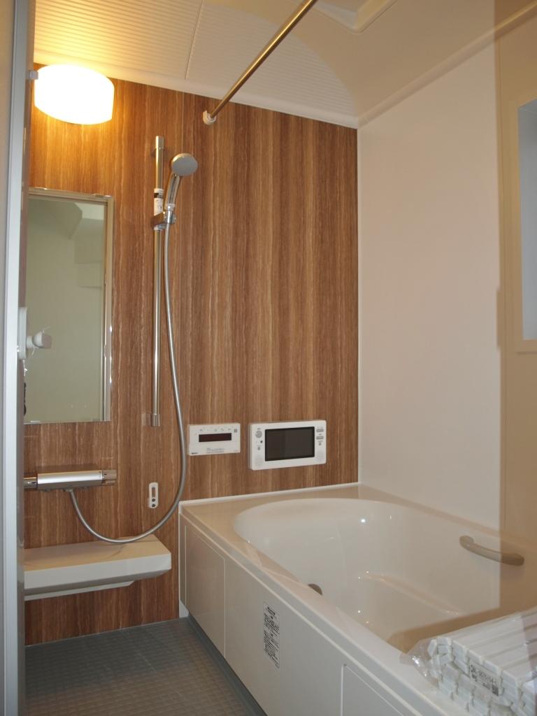 Bathroom. Building 3 System bus [With TV]  ※ Whole building is a common specification "color is different" ※