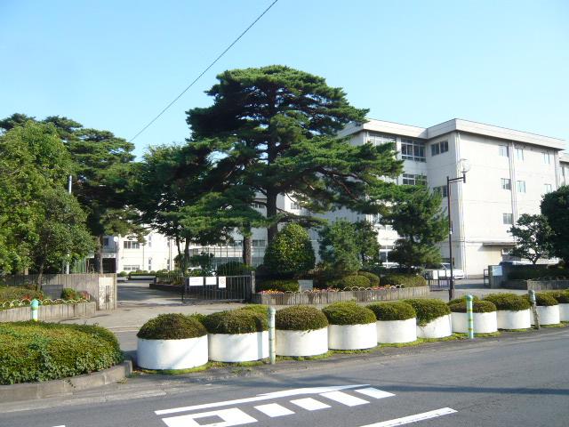 Junior high school. 1066m to Sagamihara Municipal Yasaka Junior High School