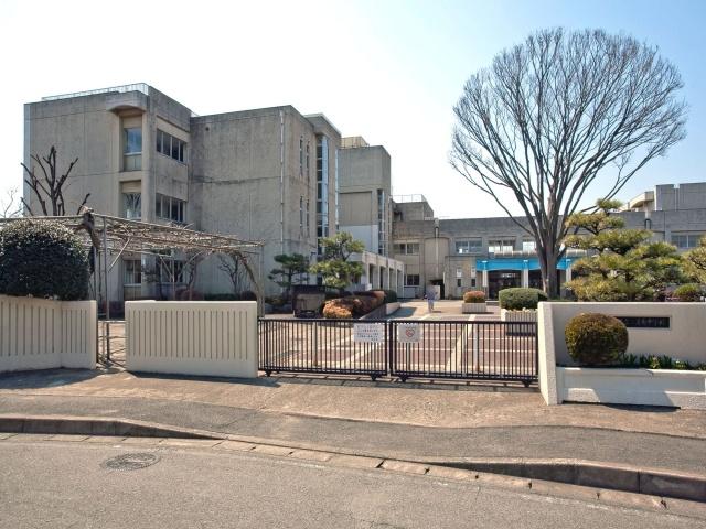 Other. Sagamihara Municipal upper groove Minami Junior High School Distance 520m