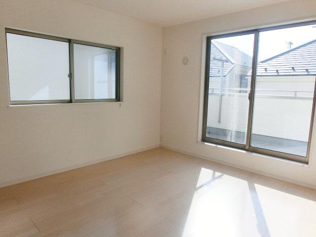 Non-living room. Building 2