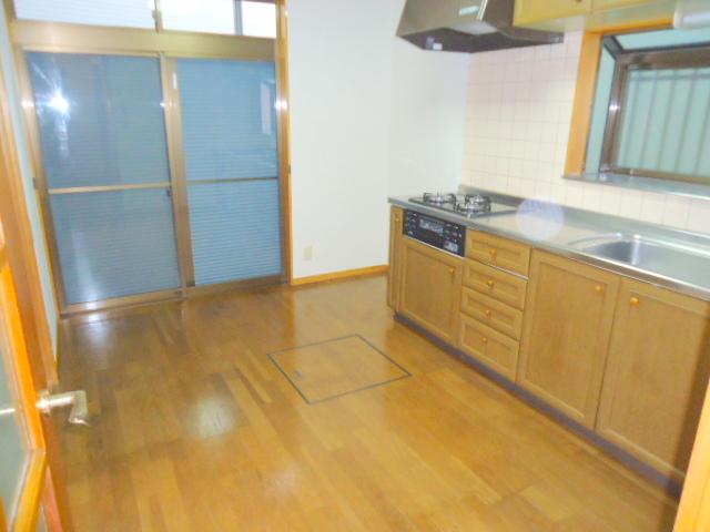 Kitchen. DK