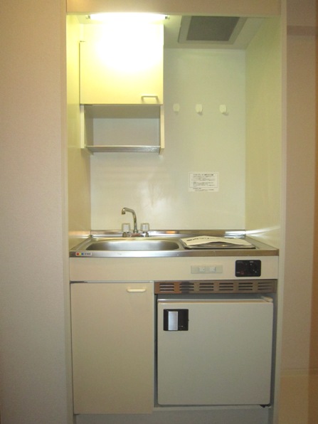 Kitchen. With mini fridge IH cooking heater You can enjoy dishes