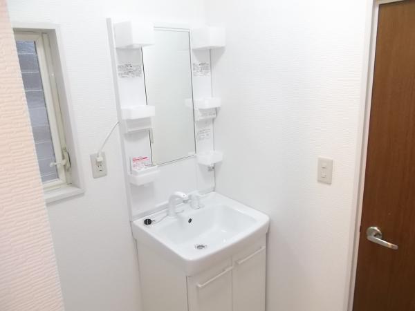 Wash basin, toilet. Washstand new exchange floor cushion floor stuck with shower, Already in place Paste Cross. ,
