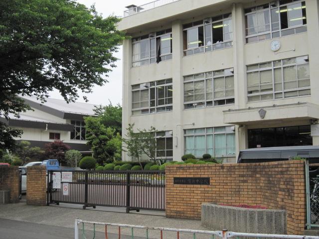 Junior high school. 414m to Sagamihara Municipal freshness junior high school