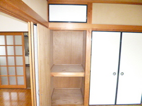 Living and room. Japanese-style room 6 Pledge (storage)