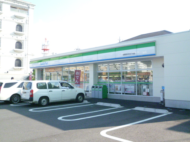 Convenience store. 72m to Family Mart (convenience store)