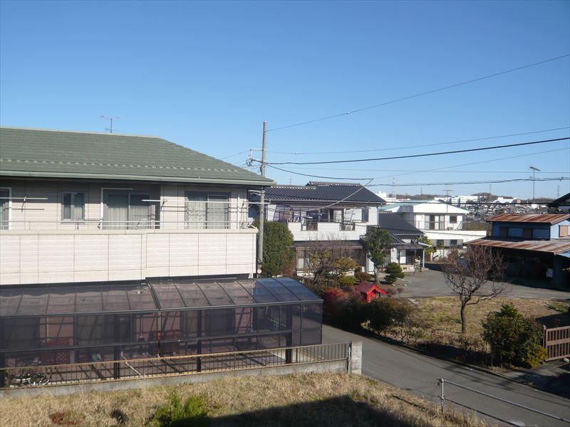 View photos from the dwelling unit. View from the site (December 2013) Shooting