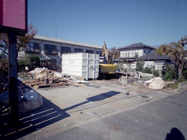 Local appearance photo. Local (11 May 2013) Shooting