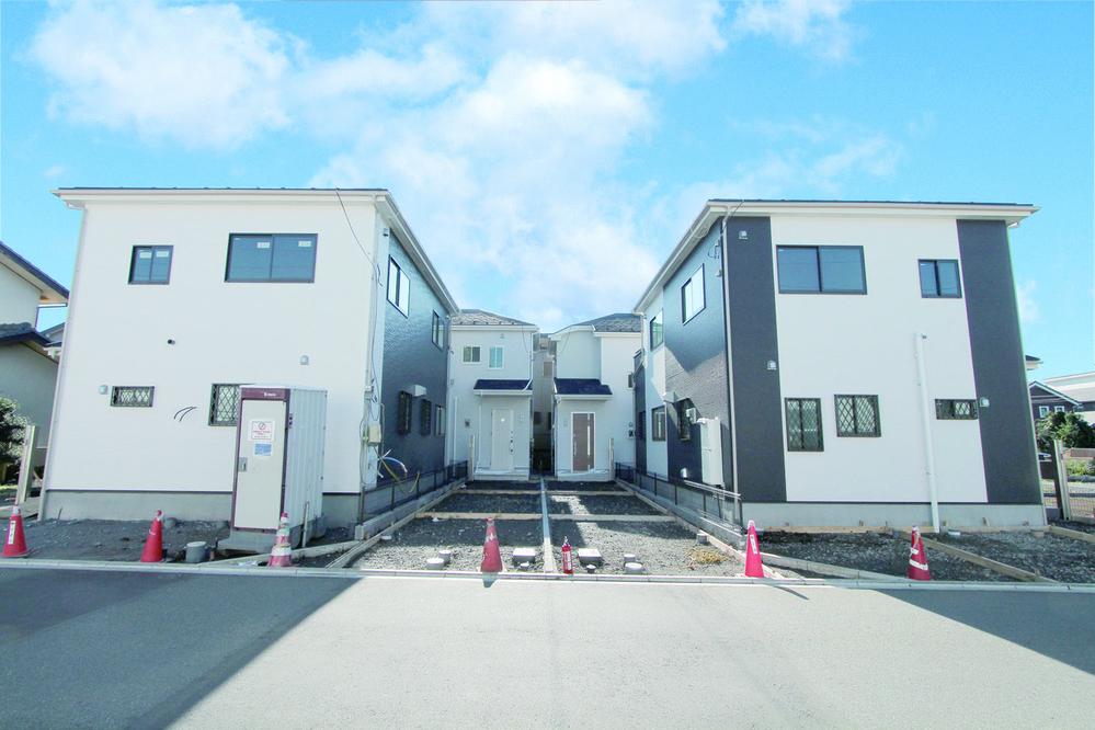 Local appearance photo. Local (10 May 2013) Shooting