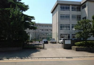 Junior high school. 1164m up to junior high school Yasaka Junior High School