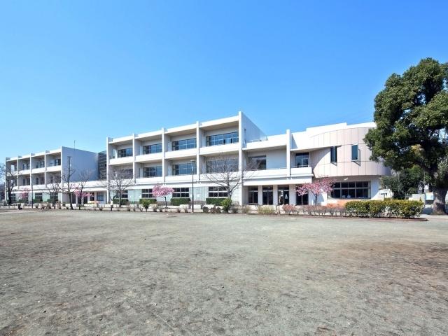 Other. Sagamihara Municipal Oyama Elementary School Distance 700m
