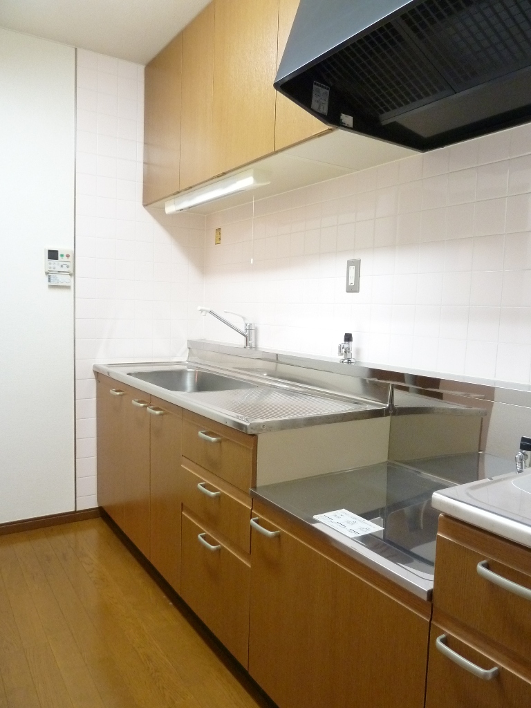 Kitchen. kitchen The same type ・ It will be in a separate dwelling unit photos.