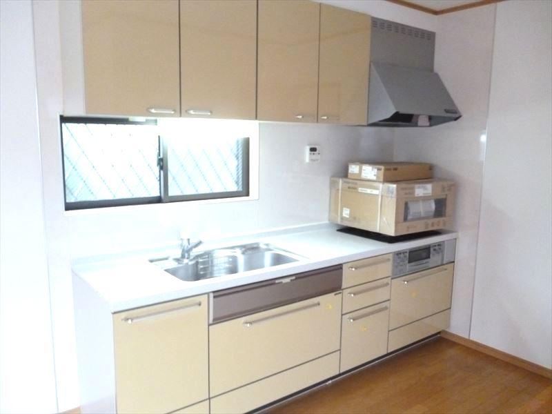 Kitchen. Stove ・ Faucets exchange plans !!