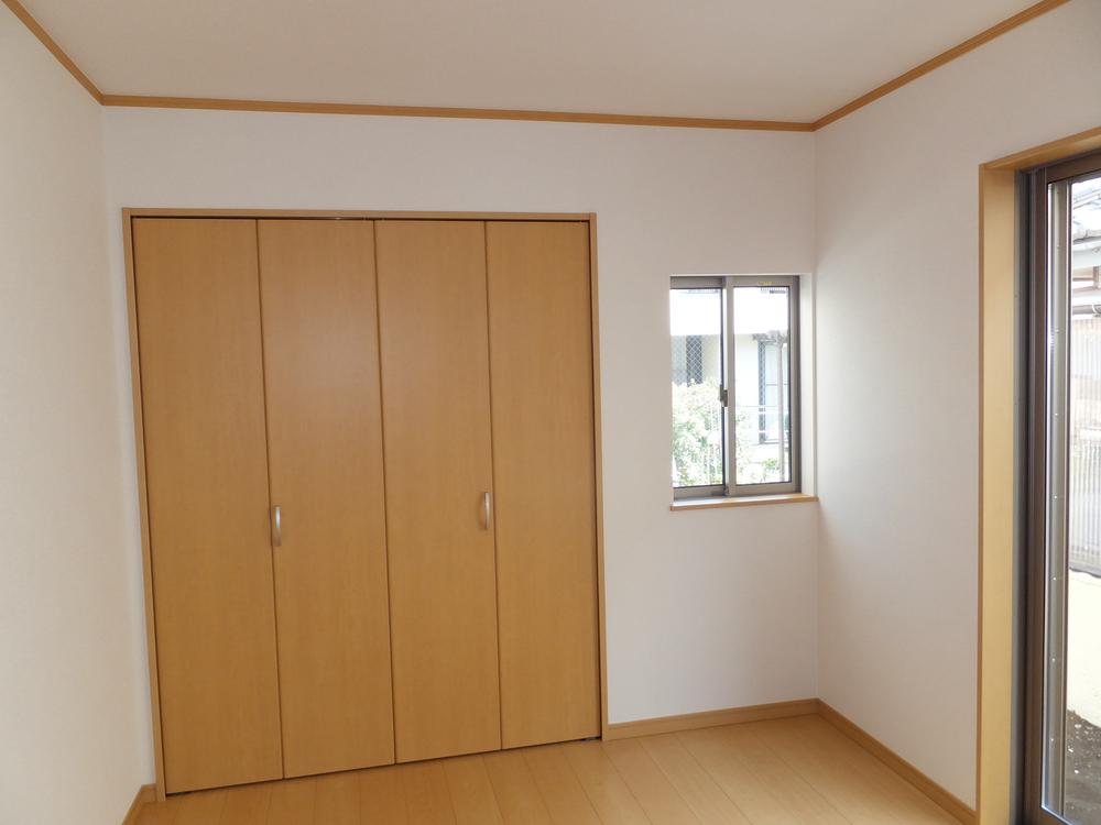 Non-living room. Indoor (10 May 2013) Shooting