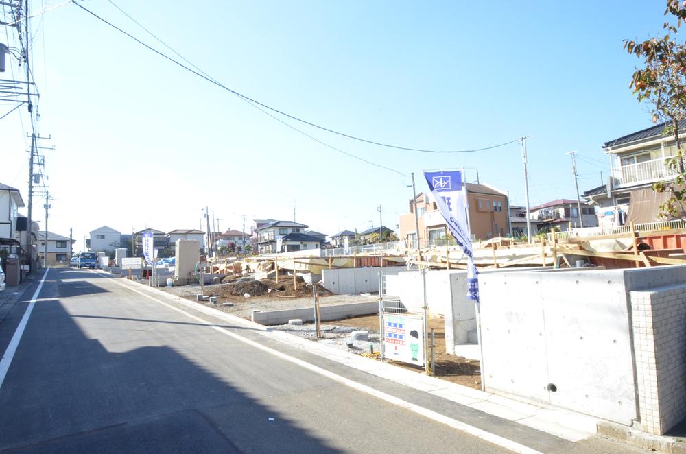 Local photos, including front road. Good per yang southeast corner lot! We do not Readjustment place of clean streets ☆