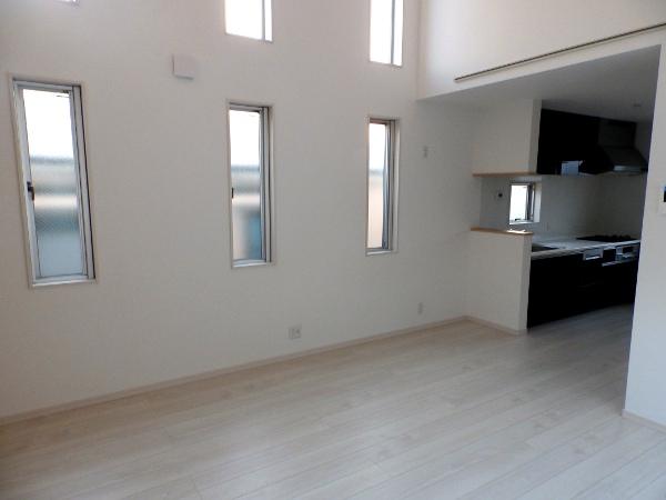 Living. Indoor (10 May 2013) Shooting