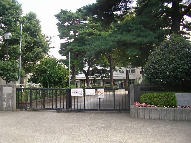 Junior high school. 1022m to Sagamihara Municipal Yasaka Junior High School