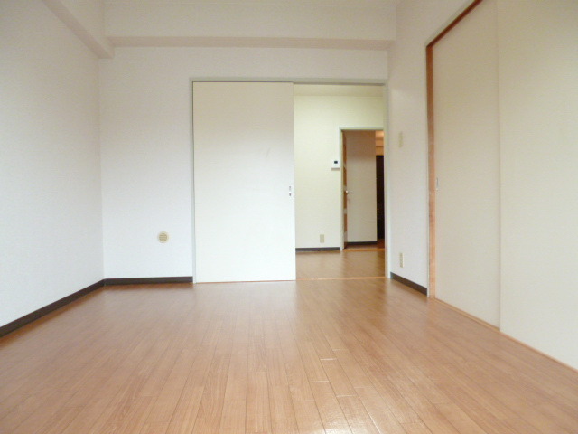 Other room space.  ☆  Western-style is very beautiful  ☆