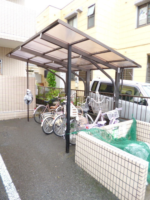 Other common areas.  ☆  It is a roof with bicycle parking  ☆