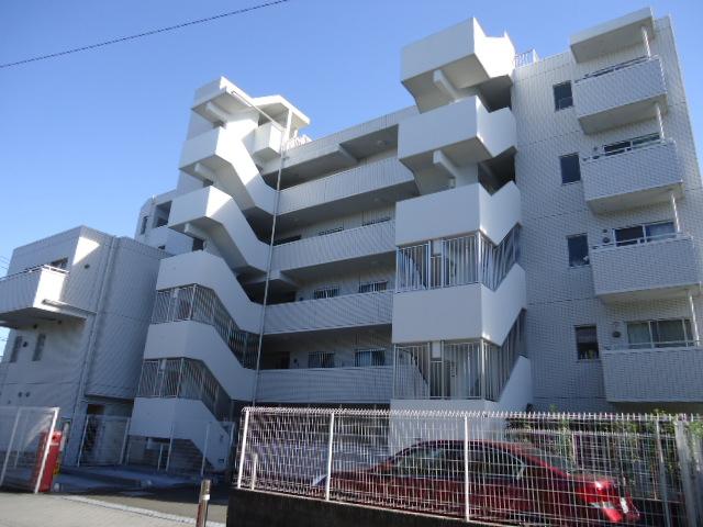 Non-living room. Indoor (10 May 2013) Shooting