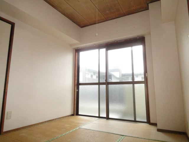 Living and room. ◇ is a Japanese-style room ◇