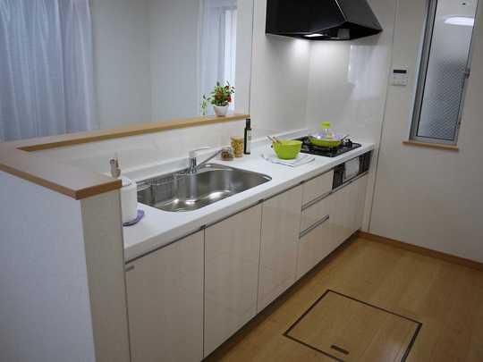 Same specifications photo (kitchen)