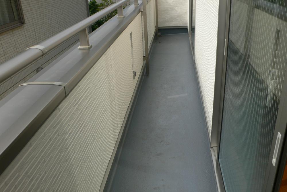 Balcony. Local (10 May 2013) Shooting