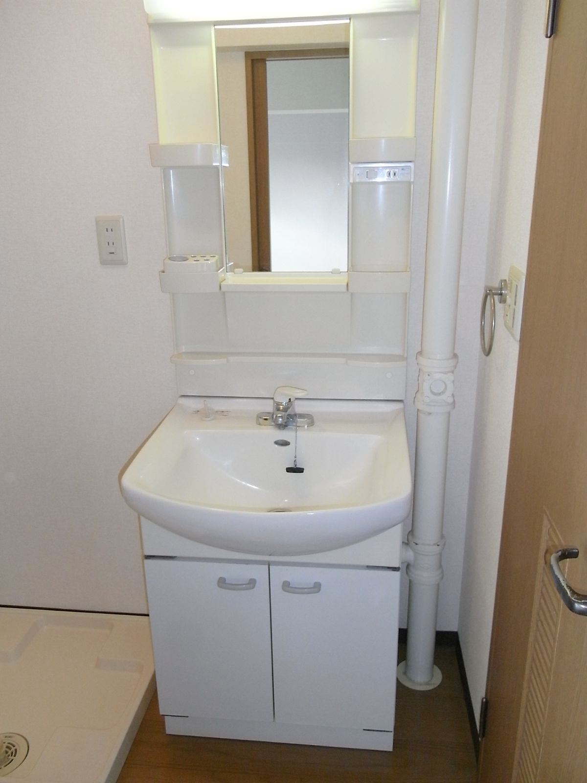 Washroom. Bathroom vanity